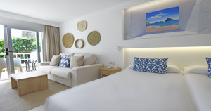 PORTINATX BEACH CLUB HOTEL immagine n.3