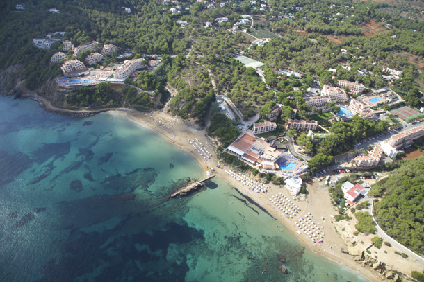 INVISA HOTEL CALA BLANCA immagine generale
