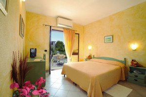 ALBERGO RESIDENZIALE CLUB GLI ONTANI immagine n.3
