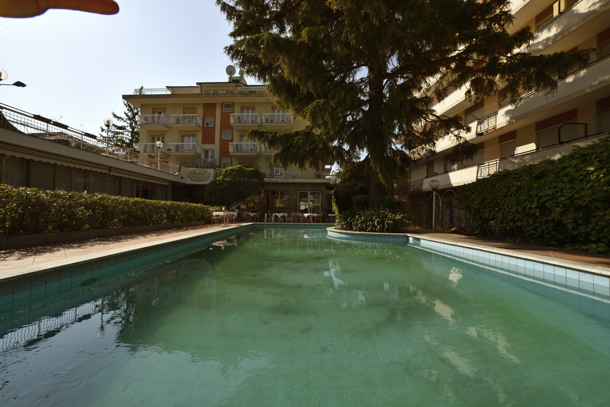 HOTEL BERGAMO MARE immagine generale