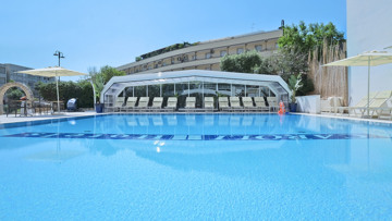 JOLI PARK HOTEL