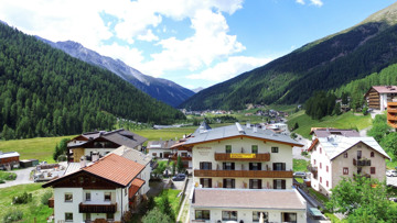 HOTEL MONTANA & HAUS FIRN